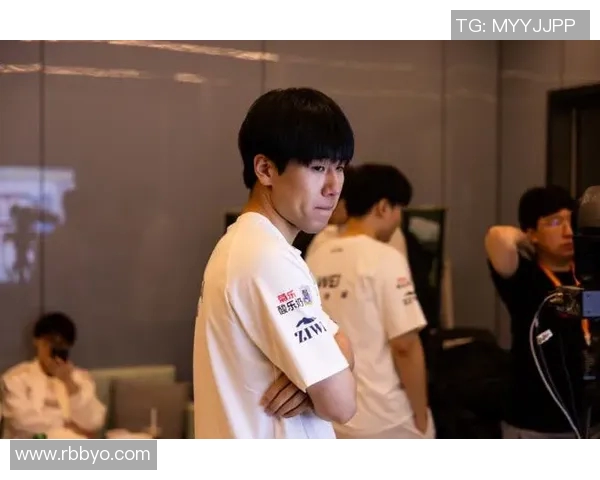 esports数据深入解析JDG战队盯防打法的战术特点与应用效果